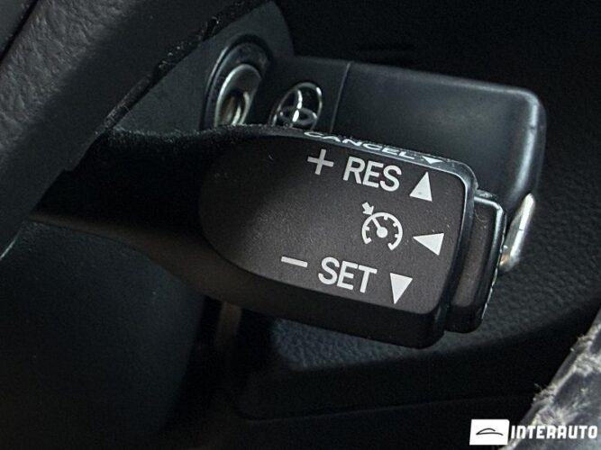 toyota Auris 2014