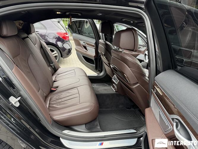 BMW 740 49 bmw 740 2020