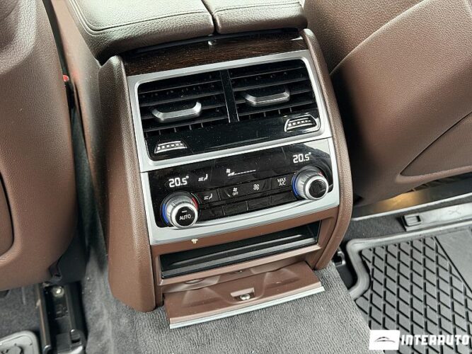 BMW 740 51 bmw 740 2020