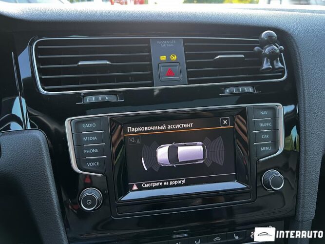 Volkswagen Golf R 43 volkswagen Golf R 2014