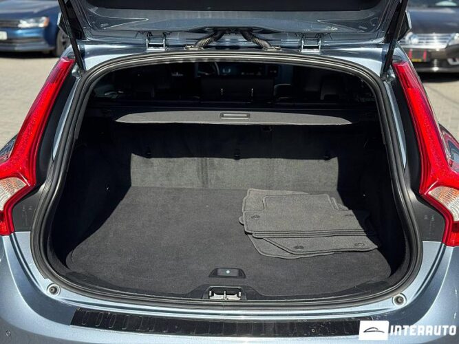 Volvo V 60 45 volvo V 60 2016