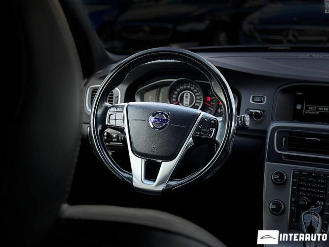 Volvo V 60 35 volvo V 60 2016
