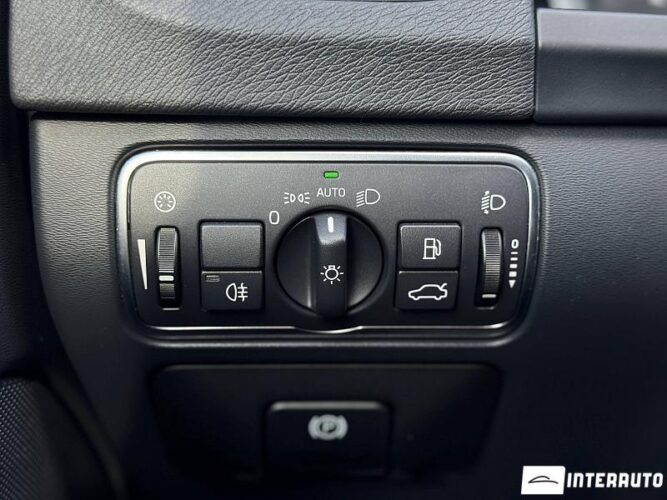 Volvo V 60 44 volvo V 60 2016