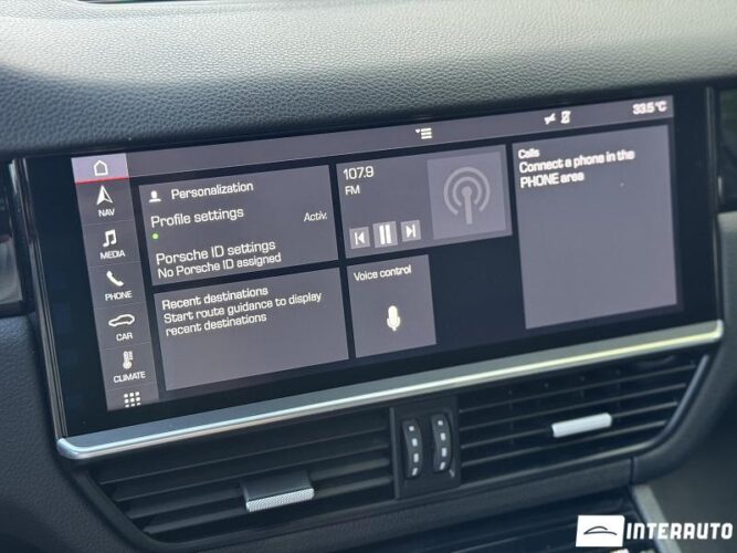 Porsche Cayenne E-Hybrid 47 porsche Cayenne E-Hybrid 2019