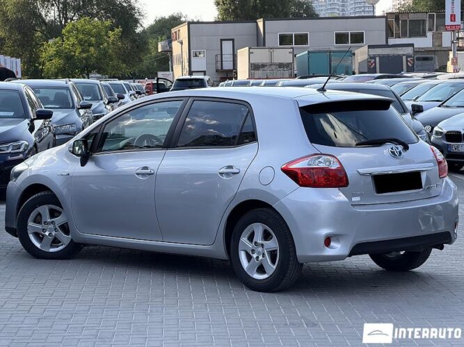 Toyota Auris 29 toyota Auris 2011