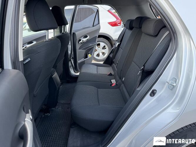 Toyota Auris 34 toyota Auris 2011