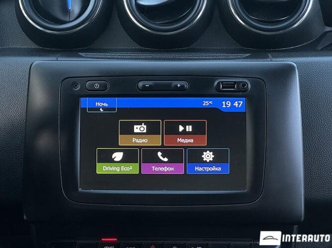 Dacia Duster 41 dacia Duster 2020