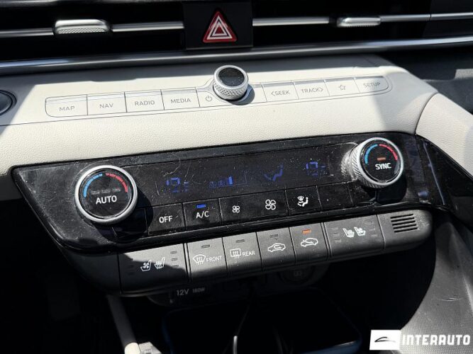 hyundai Elantra 2022