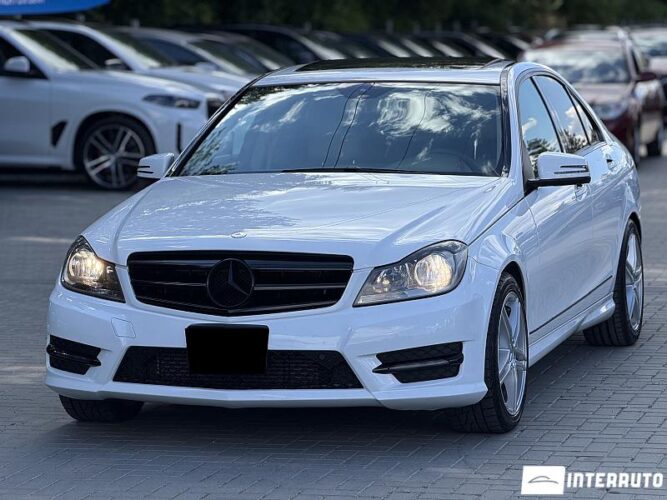 Mercedes C 250 2014 doar la InterAuto