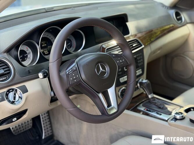 Mercedes C 250 39 mercedes C 250 2014