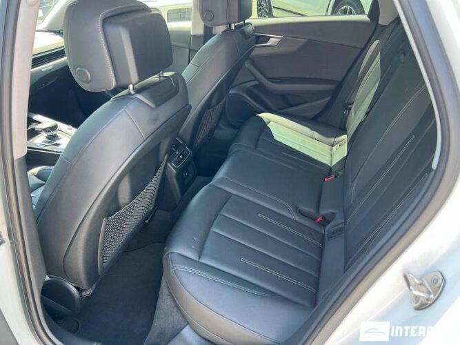 audi A4 2021