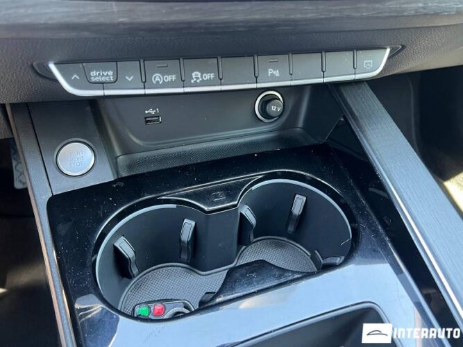 audi A4 2021