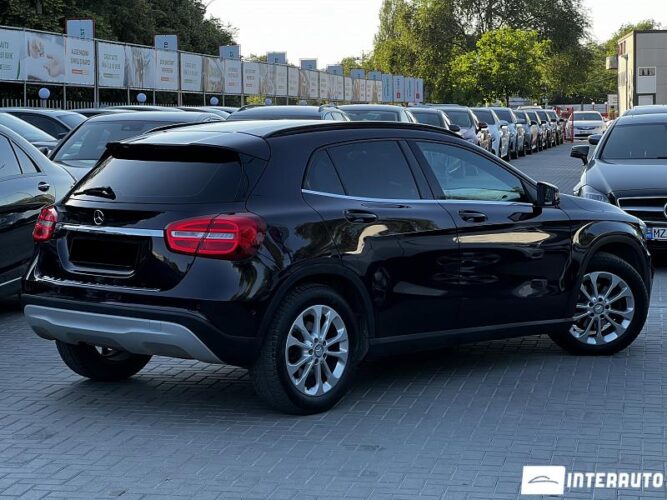 Mercedes GLA 180 28 mercedes GLA 180 2015