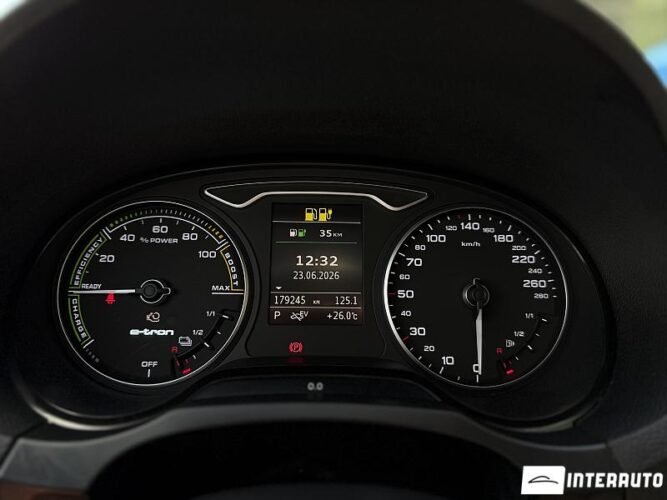 Audi A3 E-tron 37 audi A3 E-tron 2016
