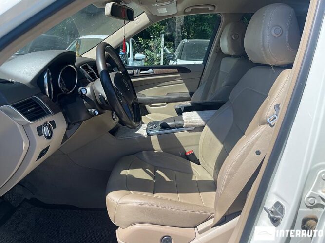 Mercedes ML 250 37 mercedes ML 250 2013