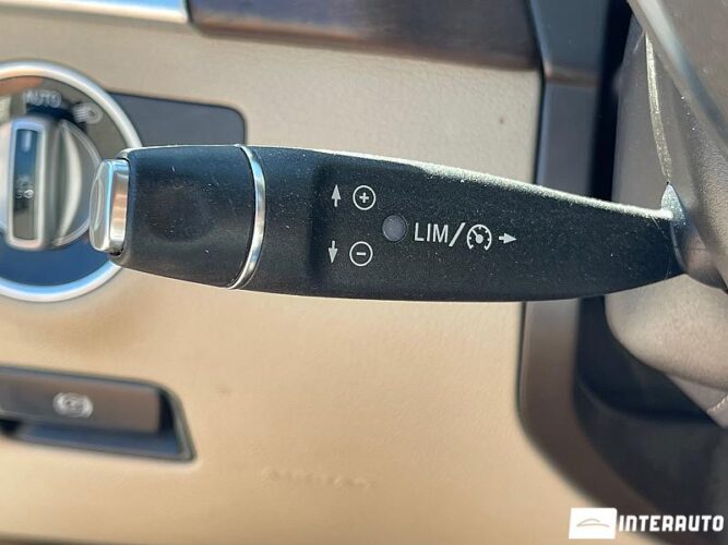 Mercedes ML 250 41 mercedes ML 250 2013