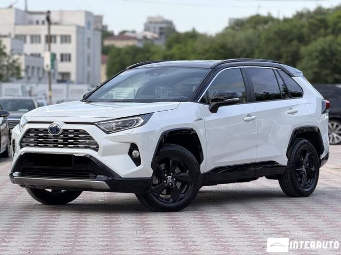 Toyota Rav-4 2021 doar la InterAuto