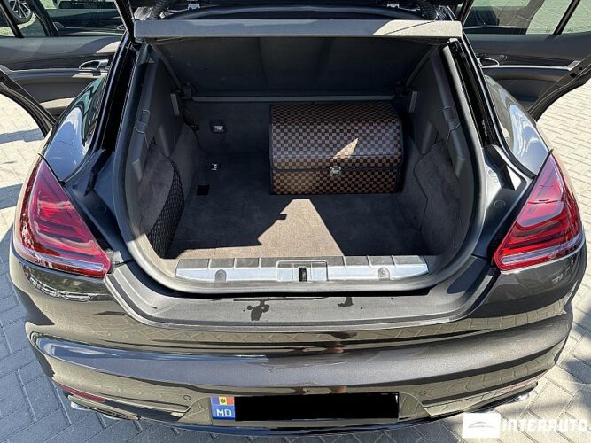 Porsche Panamera S 2015 doar la InterAuto
