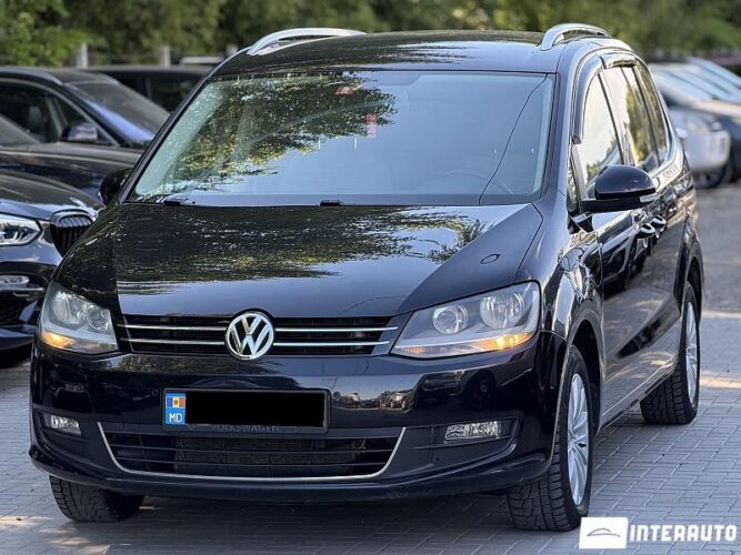 Volkswagen Sharan 2010 doar la InterAuto