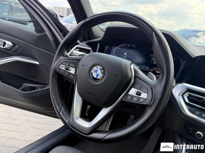 BMW 330 40 bmw 330 2021