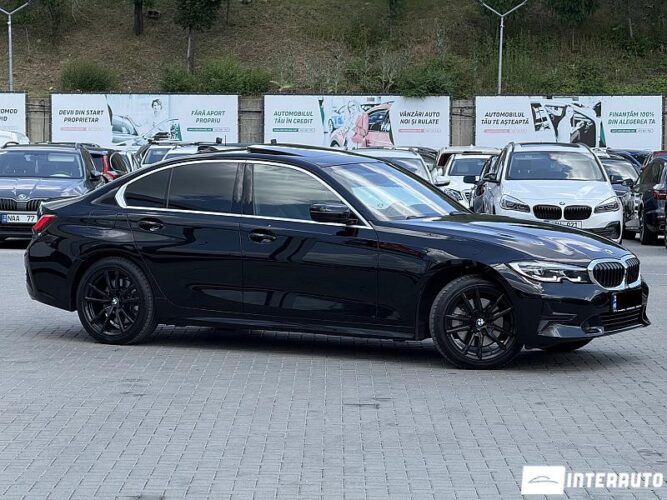 BMW 330 2021 doar la InterAuto
