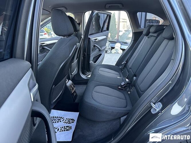BMW X1 2.5e 44 bmw X1 2.5e 2020