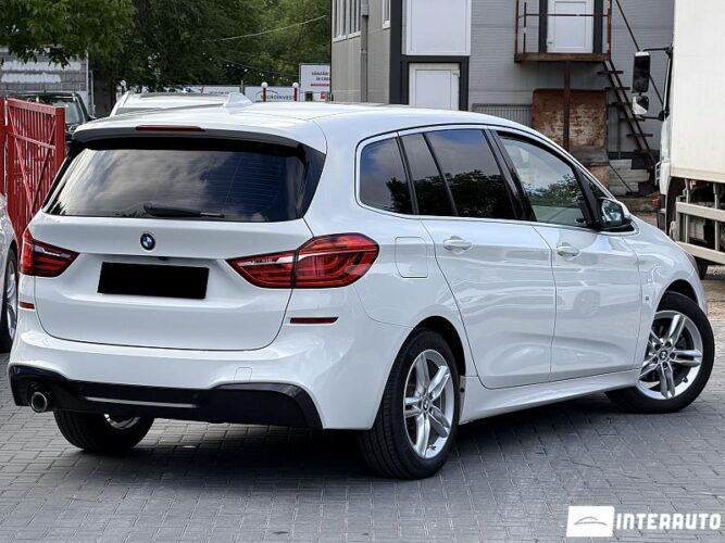 BMW 216d 33 bmw 216d 2019