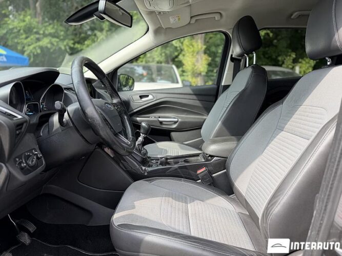 Ford Kuga 37 ford Kuga 2017