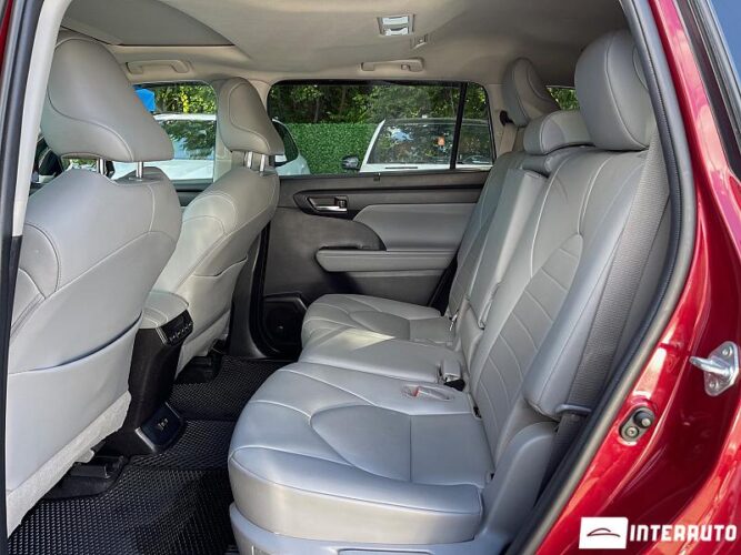 Toyota Highlander 54 toyota Highlander 2020