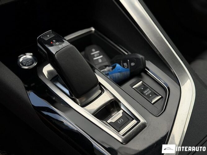 peugeot 3008 2021