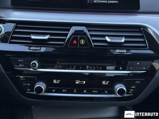 BMW 530e 47 bmw 530e 2018