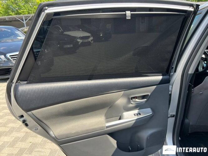 toyota Prius Plus / V 2012