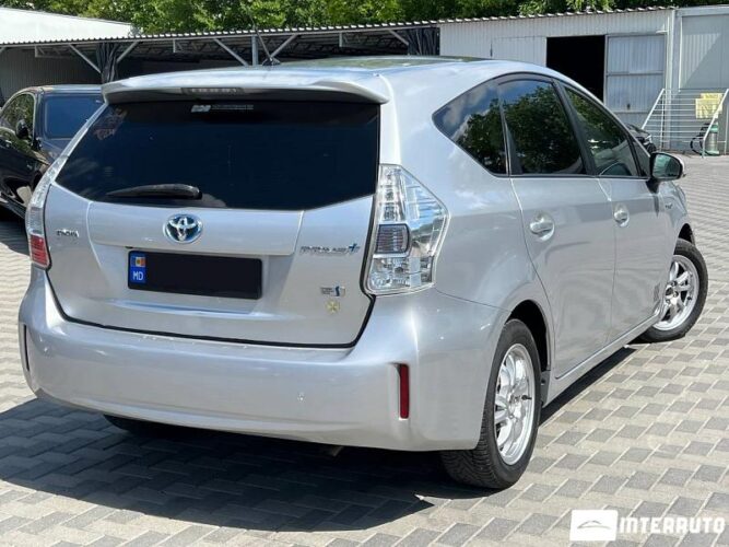 toyota Prius Plus / V 2012