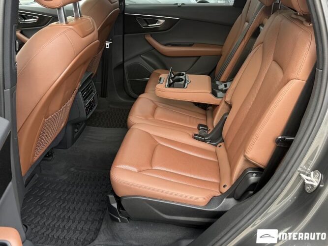 Audi Q7 53 audi Q7 2020