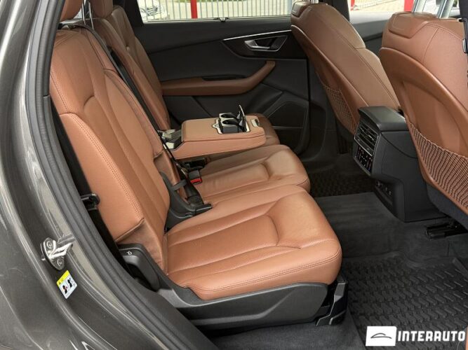 Audi Q7 55 audi Q7 2020