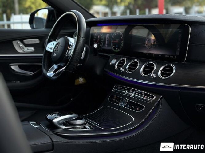 Mercedes E 300de 52 mercedes E 300de 2020