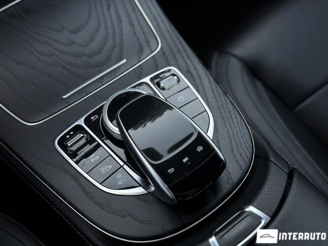 Mercedes E 300de 50 mercedes E 300de 2020
