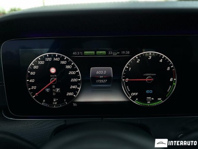 Mercedes E 300de 48 mercedes E 300de 2020