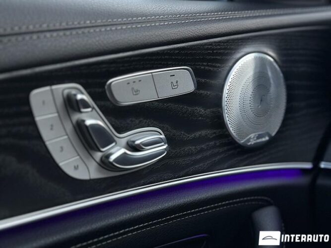 Mercedes E 300de 42 mercedes E 300de 2020