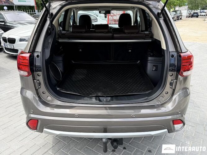 mitsubishi Outlander 2016