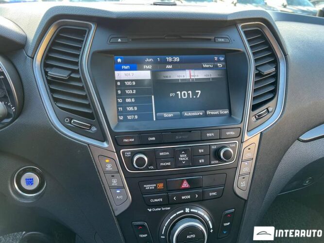 Hyundai Santa Fe 44 hyundai Santa Fe 2017