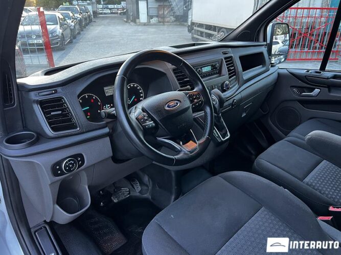 Ford Transit 33 ford Transit 2018