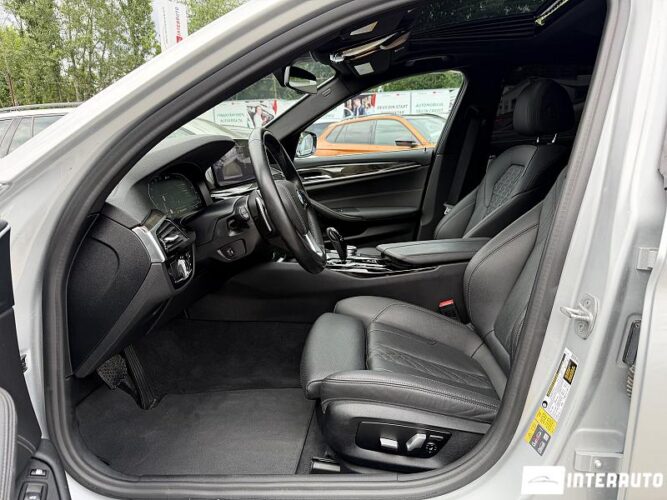 BMW 530e 39 bmw 530e 2021