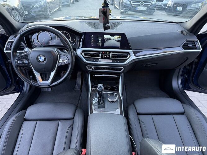 BMW 330 38 bmw 330 2019