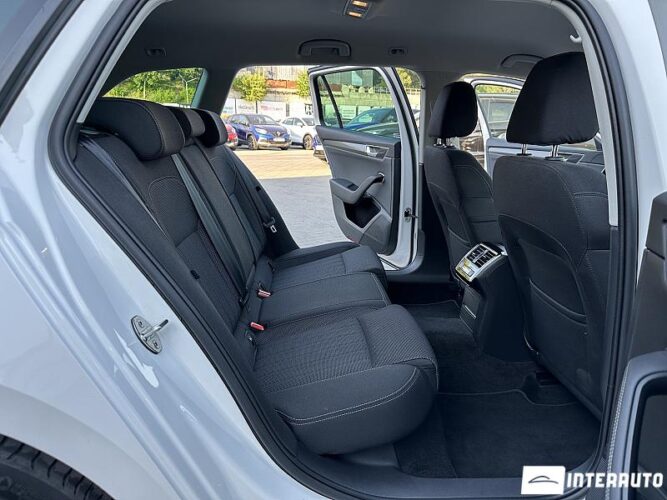 Skoda Superb 49 skoda Superb 2020