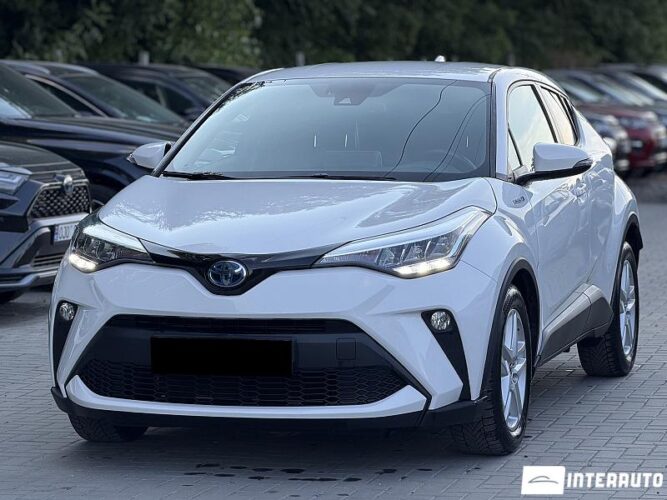 Toyota C-HR 2021 doar la InterAuto