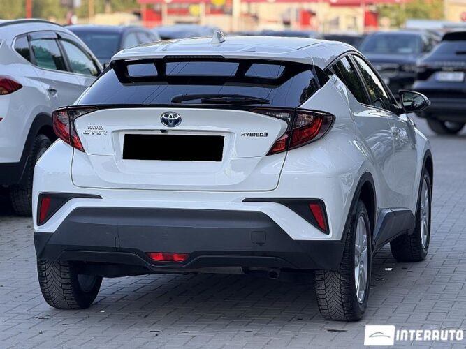 Toyota C-HR 32 toyota C-HR 2021