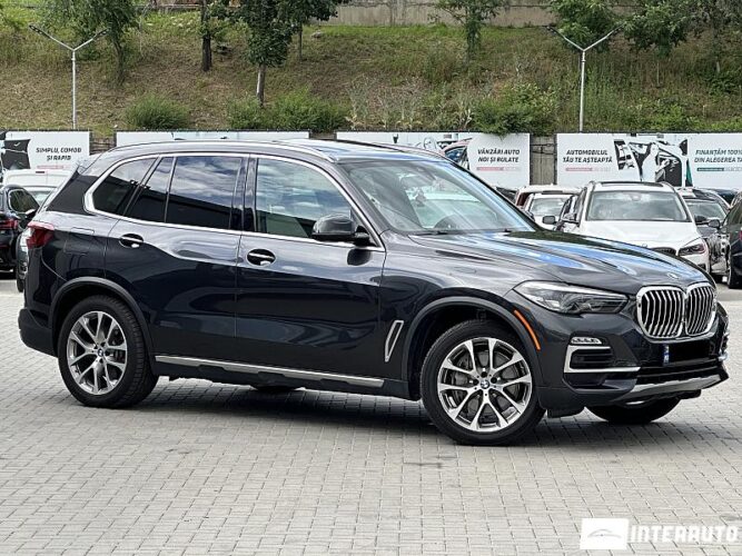 BMW X5 4.5e 2021 doar la InterAuto
