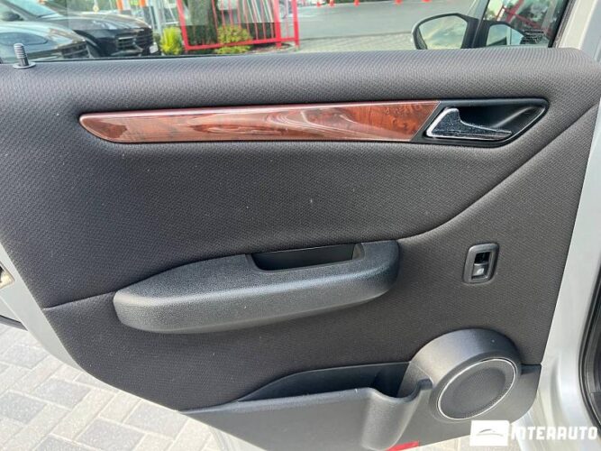 Mercedes A 150 38 mercedes A 150 2005