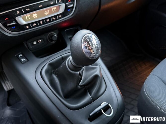 renault Grand Scenic 2011